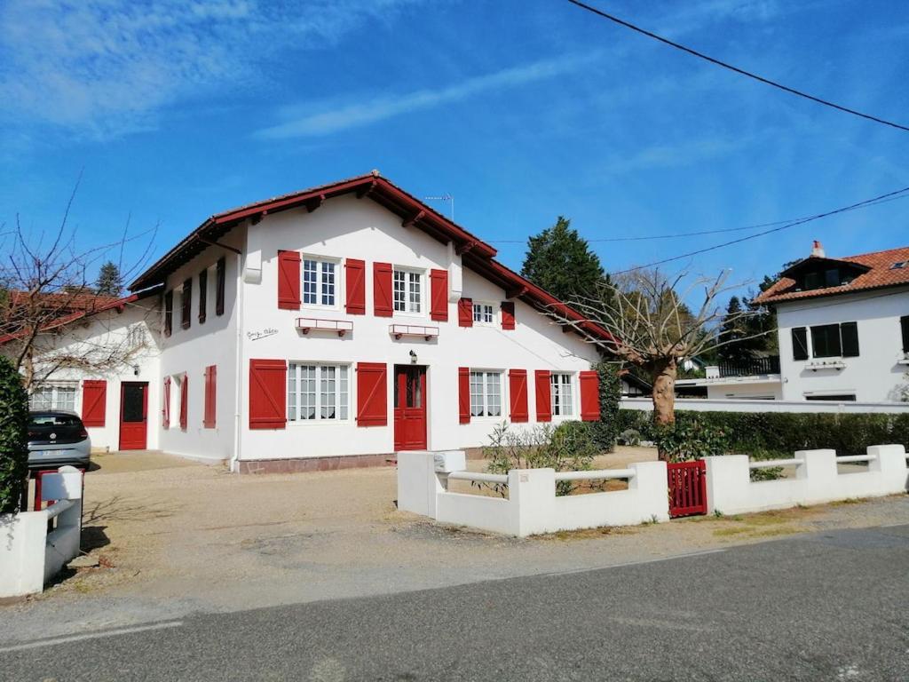 Maison Au Coeur D'Arcangues, Proximite De Biarritz Экстерьер фото